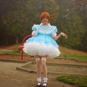 Meet your Posher, Sissy reed